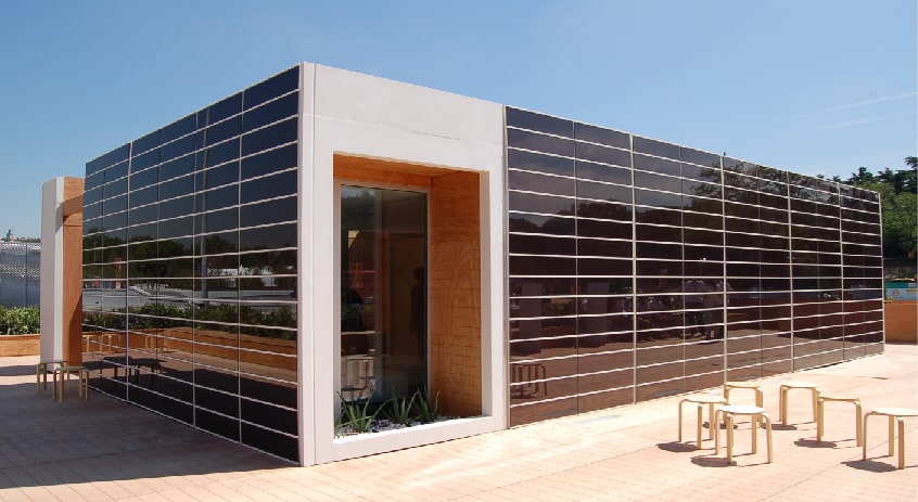 fachada-paneles-fotovoltaicos