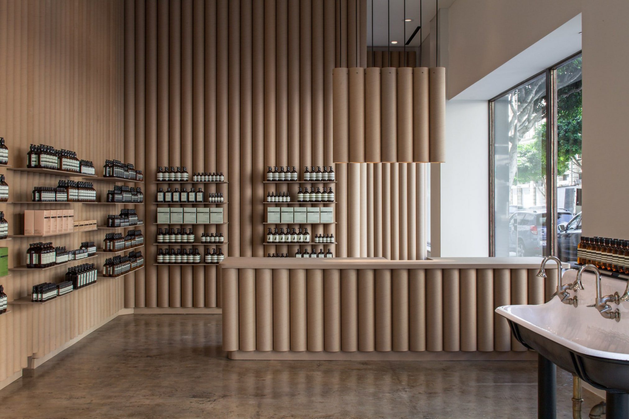 ecologicos-muebles-reciclados-carton