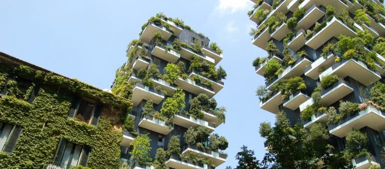 ventajas-beneficios-fachadas-verdes-edificios