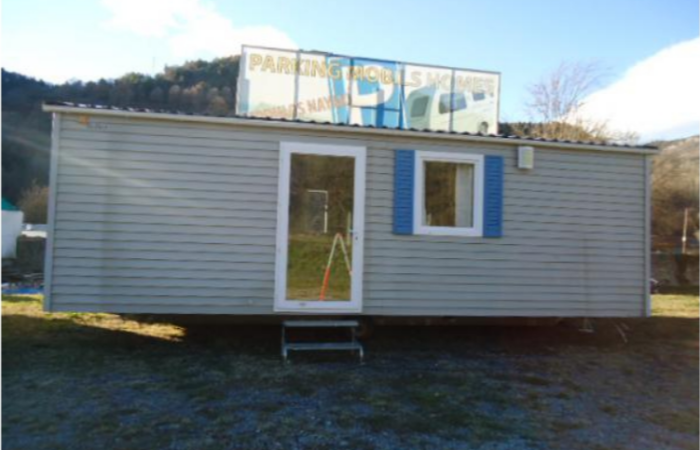 mobile-home-sun-roller-750