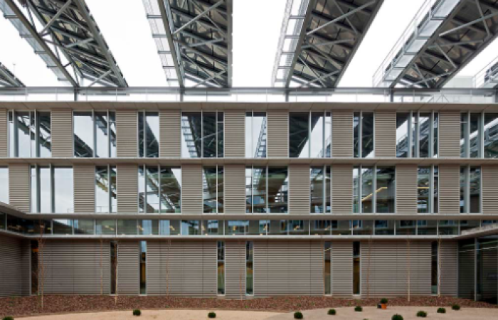 paneles-prefabricados-hormigón-edificio-sener