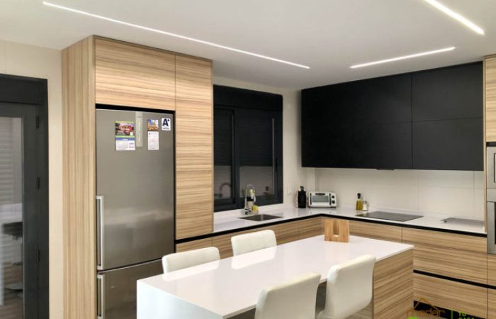 madercas-casa-madera-mixta-dos-plantas-cocina