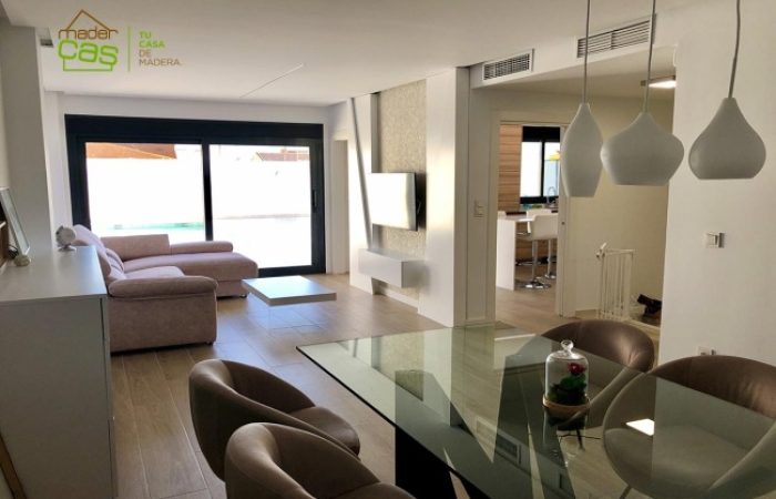 madercas-casa-madera-mixta-dos-plantas-salon