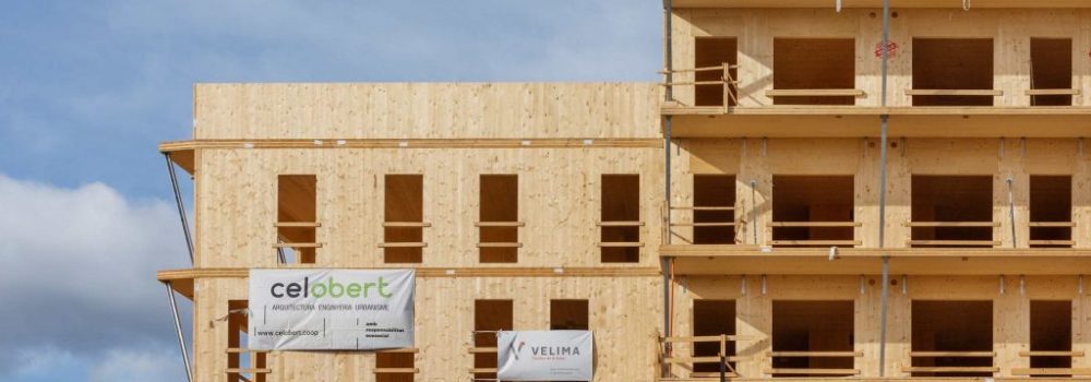 zona-exterior-edificio-cirerers